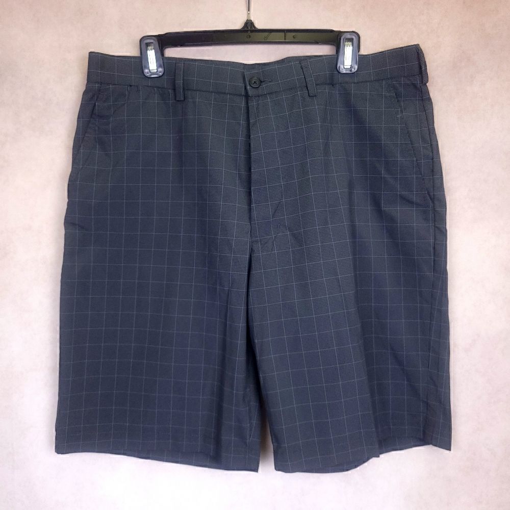 Ben Hogan Performance Gray Plaid Golf Shorts Size 36